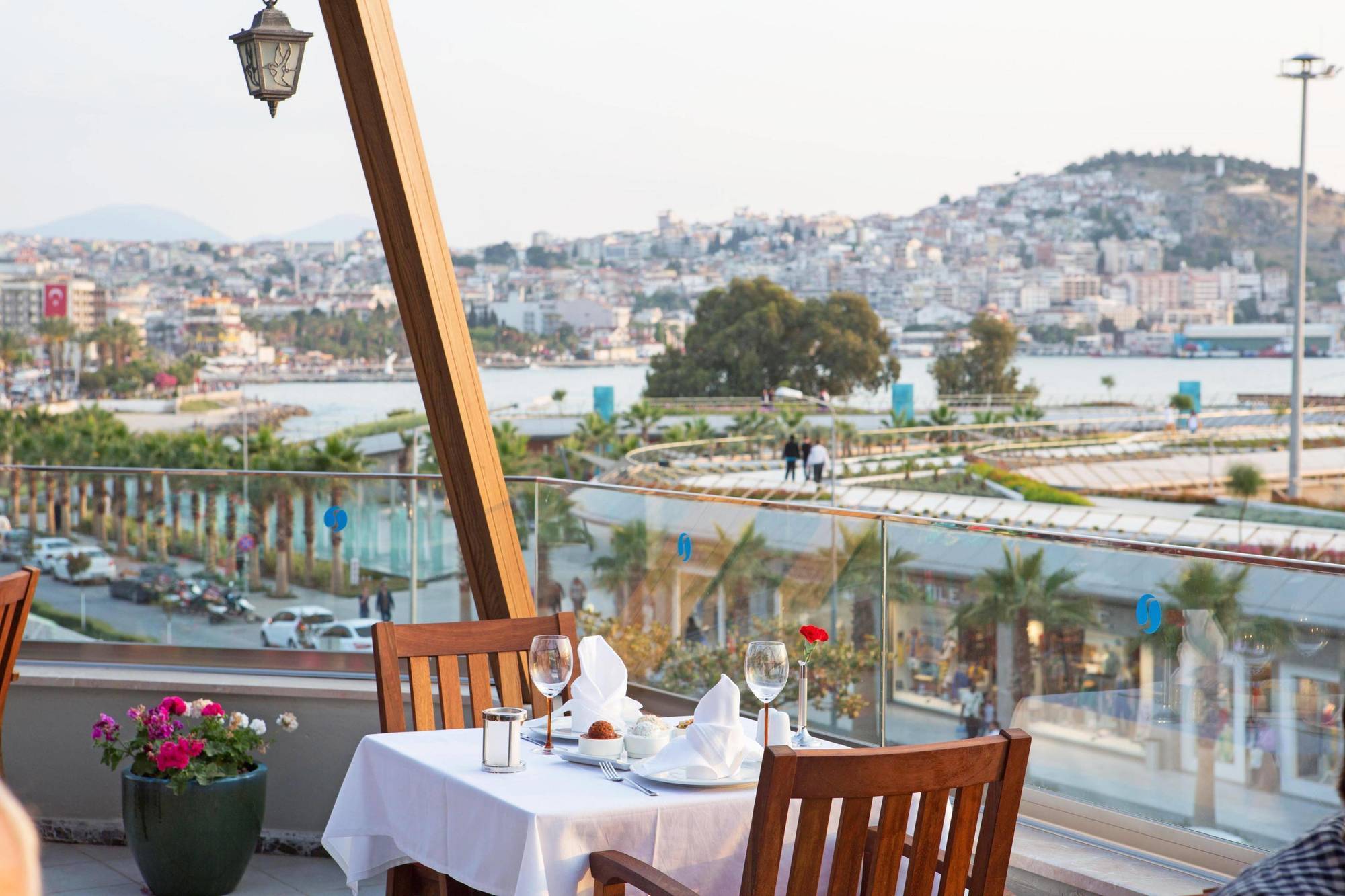 Paloma Marina Suites - Adult Only Kusadasi Exterior foto